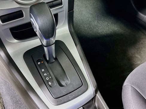 Used 2018 Ford Fiesta SE FWD image 23