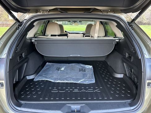 Certified 2025 Subaru Outback Premium AWD/4WD image 27