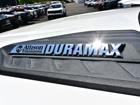 Used 2022 Chevrolet Silverado 2500 High Country AWD/4WD image 15