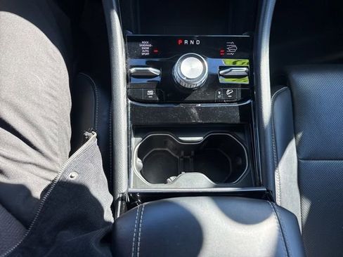 Used 2022 Jeep Grand Cherokee L Overland w/ Luxury Tech Group IV image 39