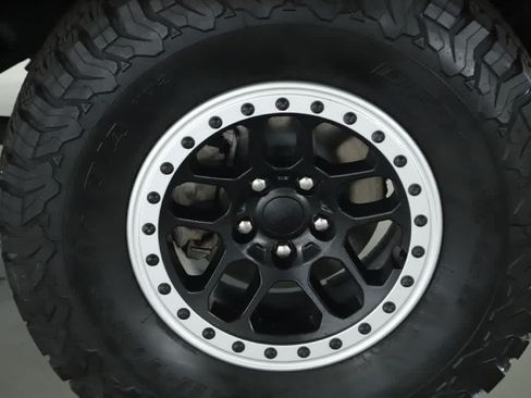 Used 2018 Jeep Wrangler Unlimited Sport S AWD/4WD image 10