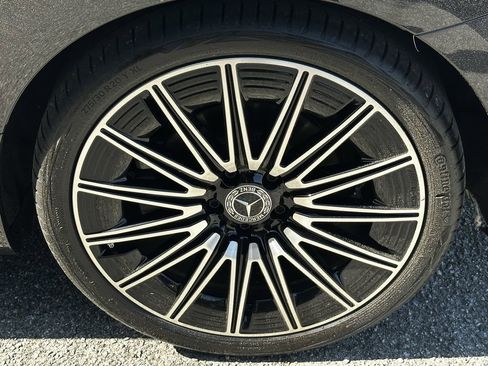 Certified 2025 Mercedes-Benz CLE 300 4MATIC Coupe image 22
