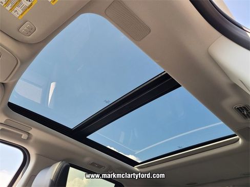 New 2025 Ford Expedition Platinum w/ Driver's Package image 15