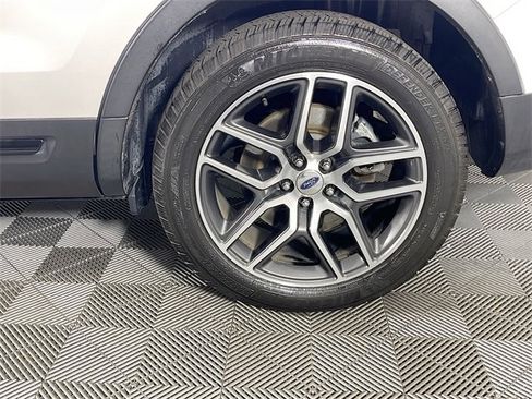 Used 2019 Ford Explorer Sport w/ Equipment Group 401A image 34