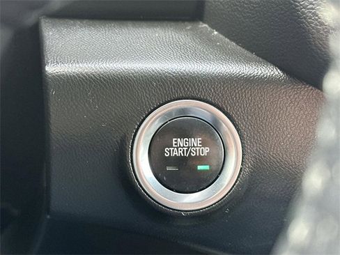 Used 2022 GMC Terrain SLT w/ LPO, Floor Liner Package image 16