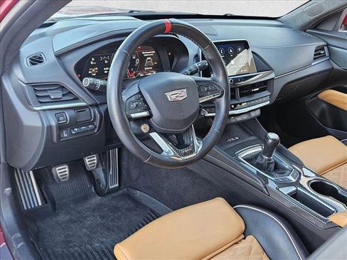 Used 2023 Cadillac CT4 V Blackwing w/ LPO, Bronce Accent Package image 10