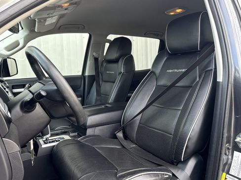 Used 2016 Toyota Tundra SR5 image 10