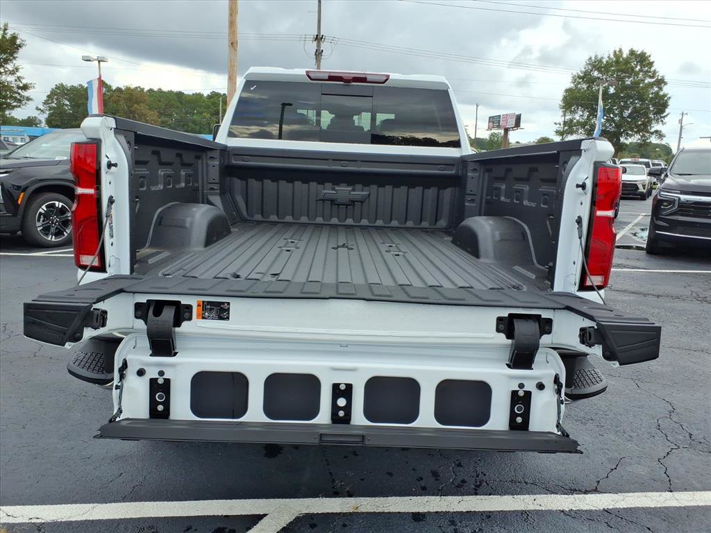 New 2026 Chevrolet Silverado 2500 LTZ w/ LTZ Convenience Package AWD/4WD image 15