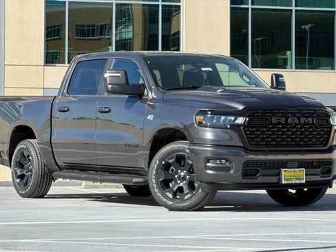 New 2026 RAM 1500 Express image 2