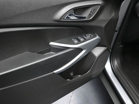 New 2026 Chevrolet Trax LS w/ LS Convenience Package image 11