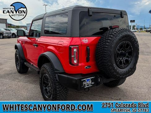 Used 2023 Ford Bronco Wildtrak AWD/4WD image 3