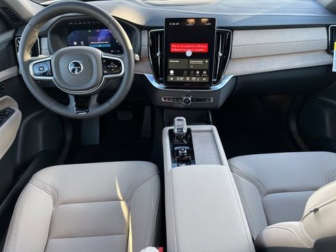 New 2026 Volvo XC90 B6 Plus w/ Protection Package Premier image 11