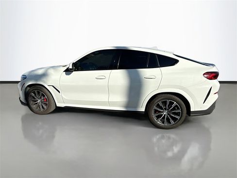 Used 2022 BMW X6 xDrive40i w/ M Sport Package image 8