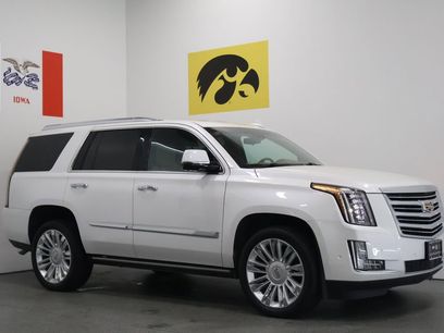Used 2019 Cadillac Escalade Platinum