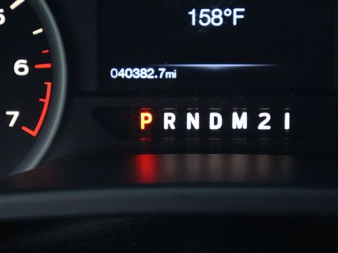 Used 2016 Ford F150 XLT w/ Equipment Group 302A Luxury AWD/4WD image 19