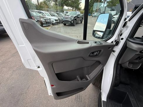 Used 2023 Ford Transit 250 148 High Roof RWD image 16