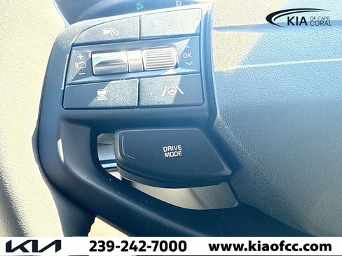 New 2026 Kia Sportage EX FWD image 28