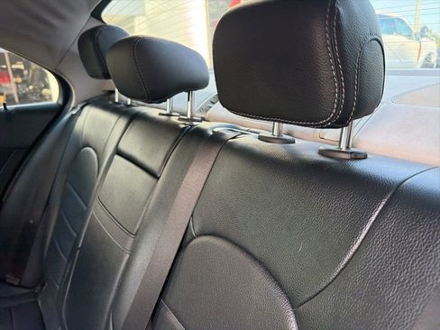 Used 2015 Mercedes-Benz C 300 4MATIC Sedan image 11