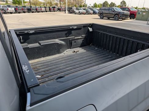Used 2019 Toyota Tacoma SR5 RWD image 12