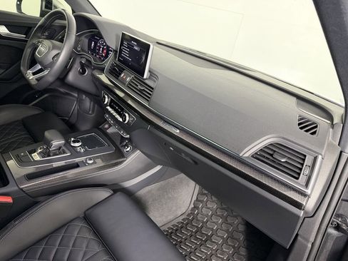 Used 2018 Audi SQ5 Prestige w/ Prestige Package AWD/4WD image 18