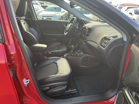 Used 2020 Jeep Compass Latitude image 29