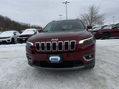 Used 2019 Jeep Cherokee Limited image 3
