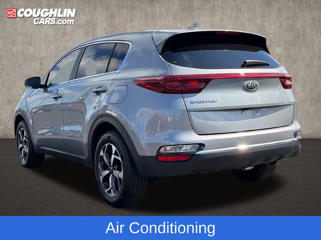 Used 2022 Kia Sportage LX AWD/4WD image 6