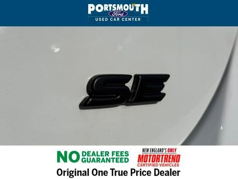 Used 2024 Toyota Camry SE w/ Cold Weather Package image 16