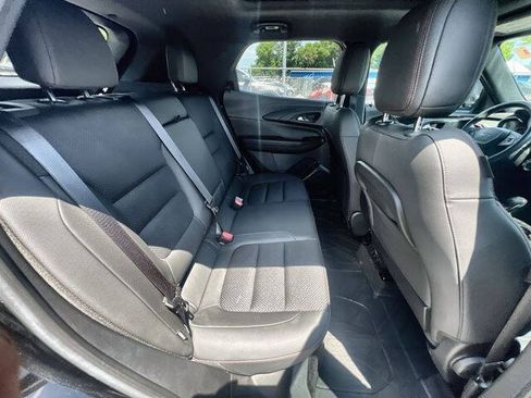 Used 2023 Chevrolet TrailBlazer RS w/ Sun and Liftgate Package FWD image 26
