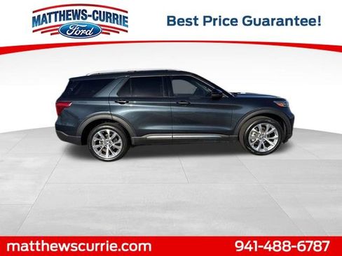 Certified 2023 Ford Explorer Platinum w/ Technology Package image 3