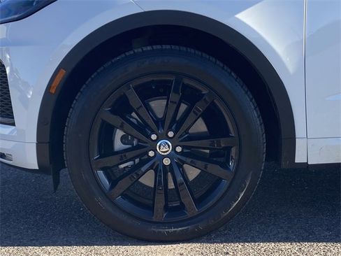 Used 2024 Jaguar E-PACE R-Dynamic SE image 32