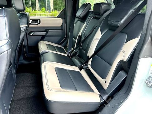 Used 2024 Ford Bronco Wildtrak AWD/4WD image 18