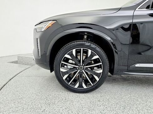 New 2026 Volvo XC90 B5 Plus image 29