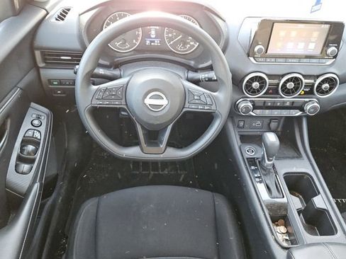 Used 2024 Nissan Sentra S image 5