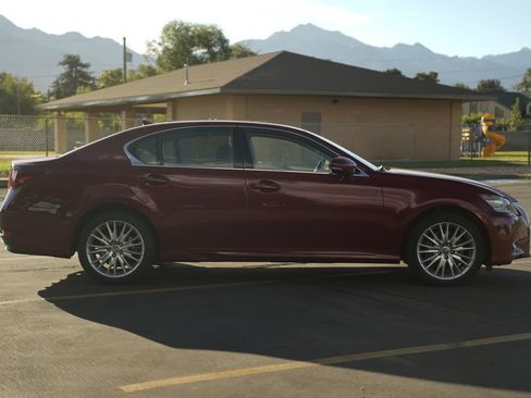 Used 2013 Lexus GS 350 AWD w/ Luxury Pkg w/Cold Weather Pkg image 6