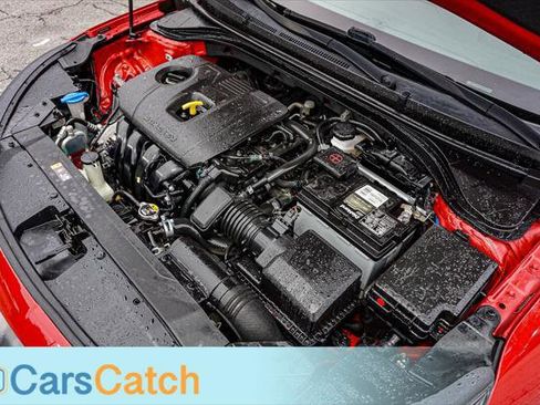 Used 2020 Hyundai Elantra SEL image 38