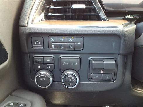 New 2026 Chevrolet Tahoe High Country w/ Sun And Tow Package image 15