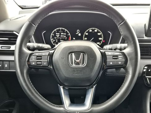 Used 2023 Honda Pilot Touring image 20