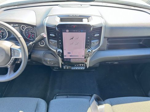Used 2025 RAM 2500 Big Horn AWD/4WD image 12
