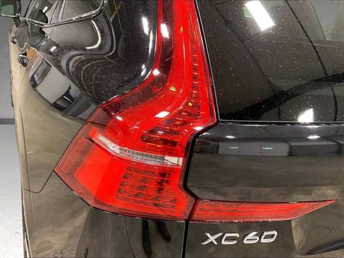 Used 2024 Volvo XC60 T8 Plus w/ Protection Package Premier AWD/4WD image 23