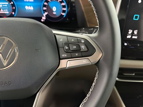 New 2026 Volkswagen Atlas SE image 13