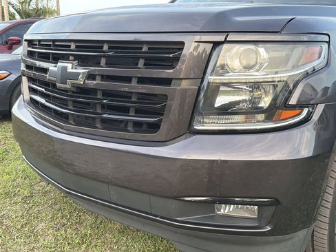 Used 2018 Chevrolet Suburban Premier w/ RST Edition RWD image 4