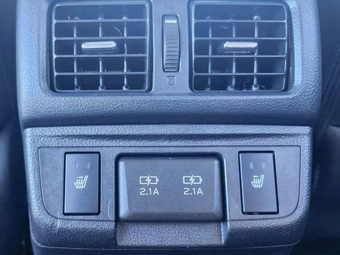 Used 2019 Subaru Legacy 3.6R Limited image 16