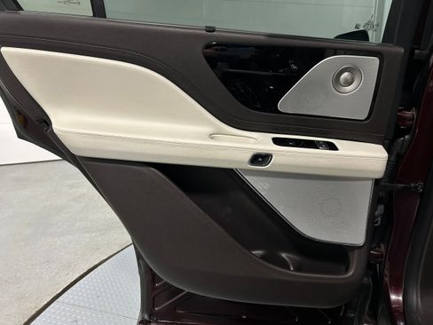 Used 2021 Lincoln Aviator Black Label w/ Dynamic Handling Package image 24