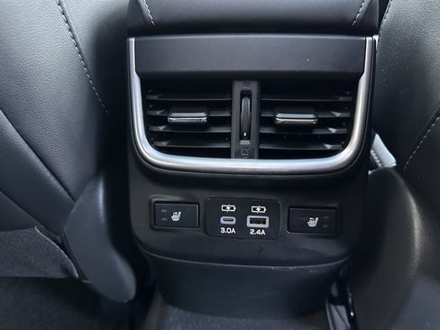 Used 2025 Subaru Outback Limited image 26