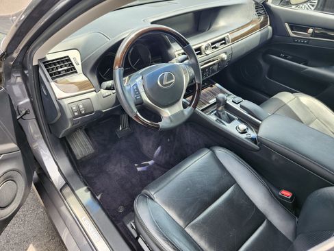 Used 2013 Lexus GS 350 AWD w/ Luxury Pkg w/Cold Weather Pkg image 4