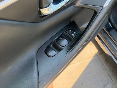 Used 2016 Nissan Altima 2.5 S w/ Power Driver Seat Package FWD image 24