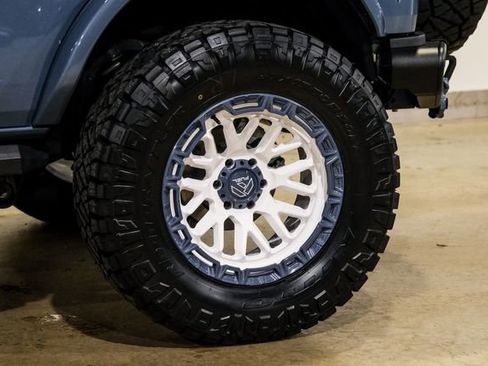 Used 2025 Ford Bronco Heritage Edition image 85