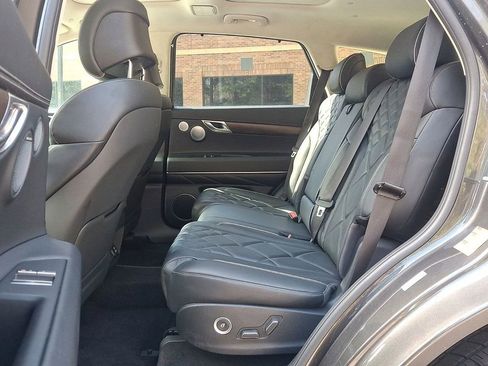 Used 2025 Genesis GV80 3.5T Prestige image 20