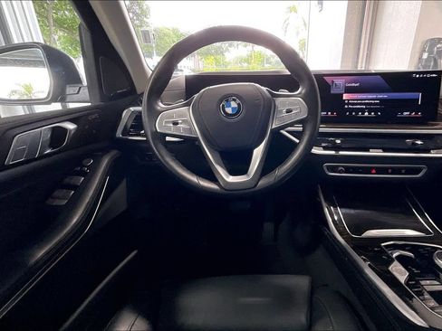 Used 2026 BMW X7 xDrive40i AWD/4WD image 5